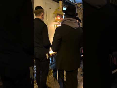 Hanukkah In Jerusalem Mea Shearim Travel Jewishthought Jerusalem Israel 