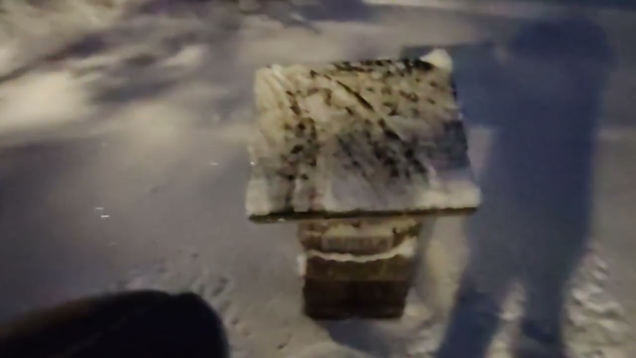 Varpaisjärven kirkko upeassa talviasussa