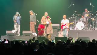 Burning Spear - Red, Gold and Green - Paris Live