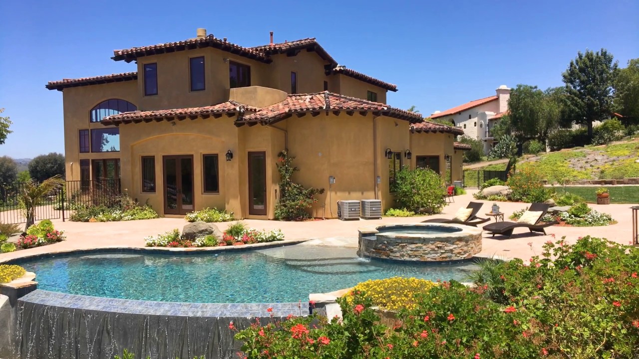 Rancho Bernardo Trails Home Offers Immaculate Interiors & Impressive