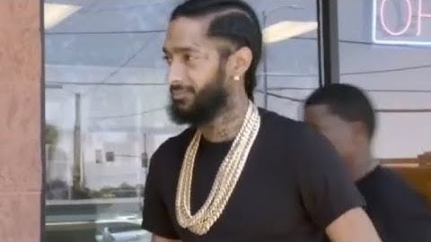 nipsey hussle shows gratitude to his elders in the hood
