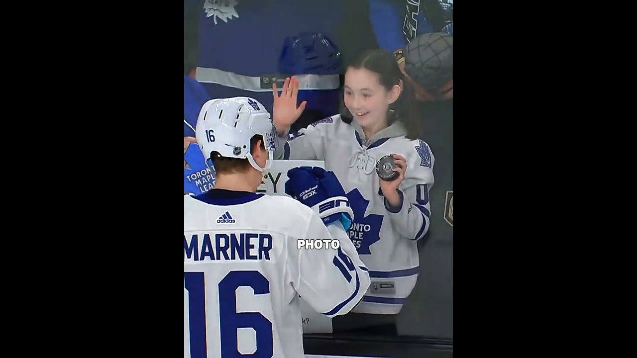Mitch Marner Makes a Fan's Valentine's Day Unforgettable.🏒✨