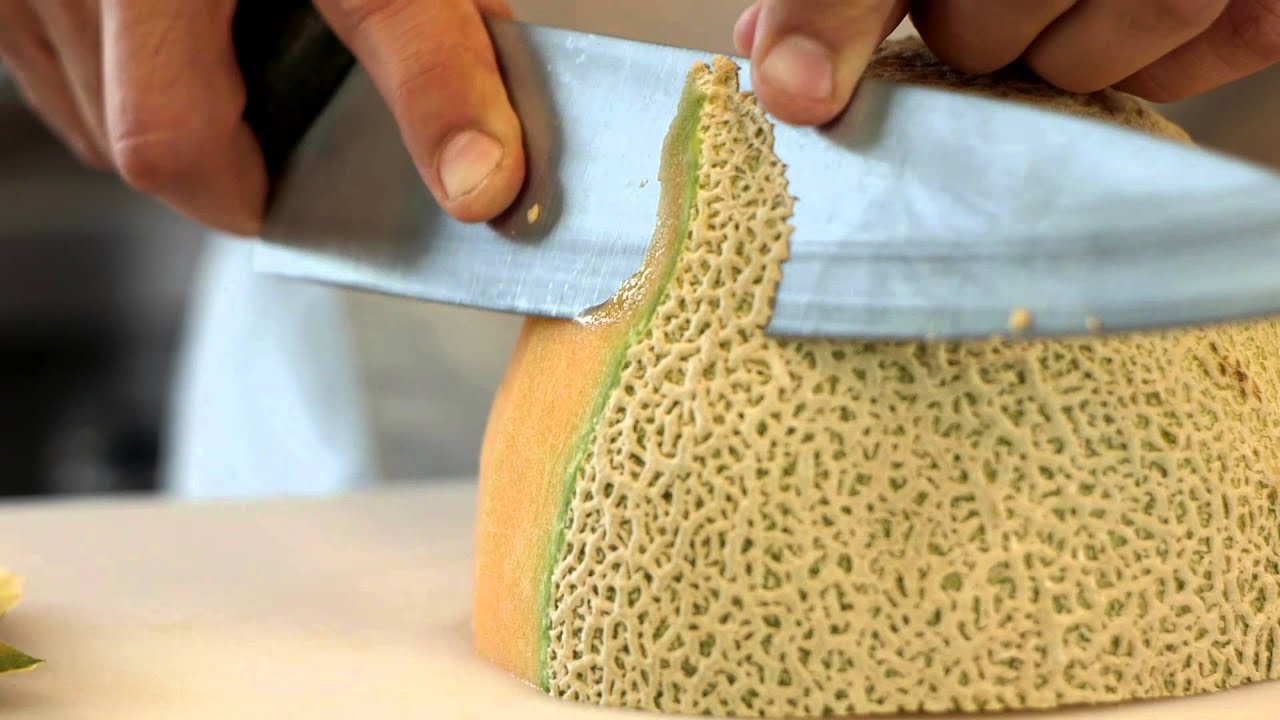 How to Cut Cantaloupe | eTundra - YouTube