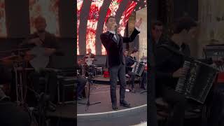 Dodağına Gülüş Qonub