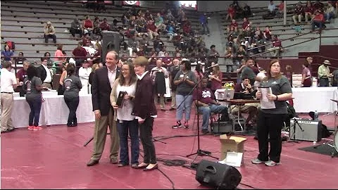 Ashley Meredith wins the Zacharias Distinguished S...