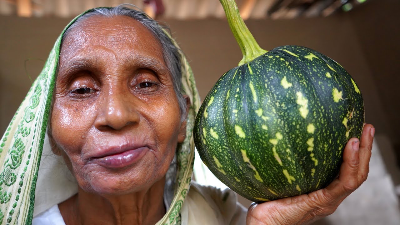 Cooking BAN, PAKAL, PUMPKIN Flower for Lunch Prepared by our Granny and my Mother in Village Style
