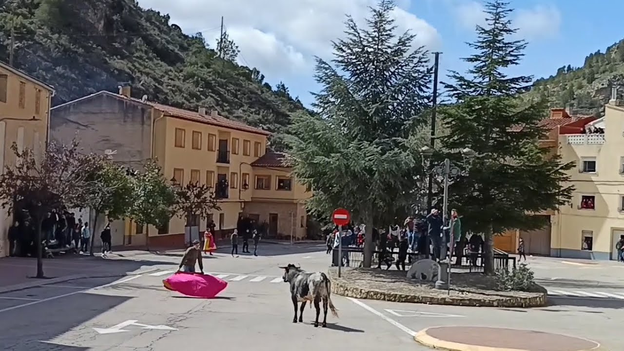 Quién se viene de encierro?Molinicos  2025