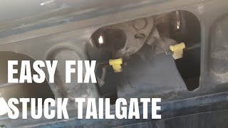 How to Fix a Tailgate That Won’t Open