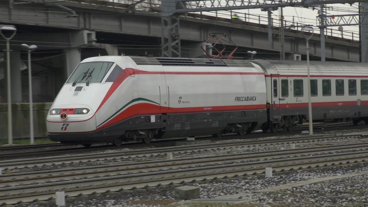 2017-12-10 Venezia Mestre 10/10 - Arrivi, partenze e manovre nello scalo veneto