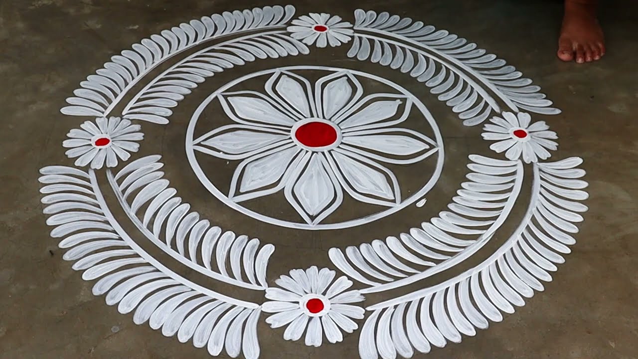 New Year Special Round Alpona Design/ Simple Jhoti Chita Design / Sankrinte Special Floor Alpona