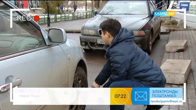 Порно анальды секс ерлермен белдік арқылы Бейне шелек сияқты киска