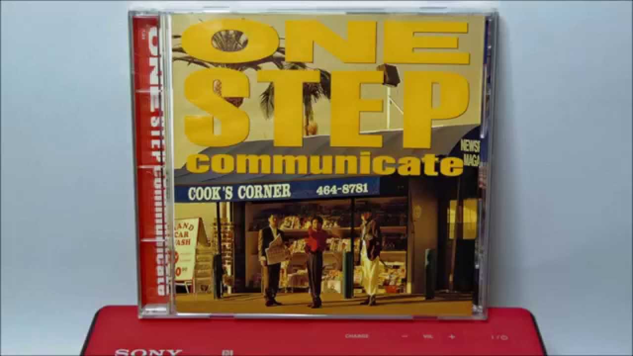 ONE STEP communicate / 小さな真夏を口移す(MP3)
