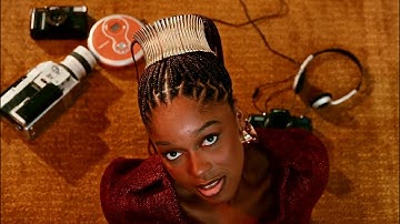 NAYELA - Melanina (Official Video)