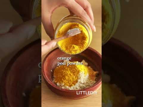 Wideo: Pomarańczowy peel Powder Face Pack dla Glowing Skin: DIY
