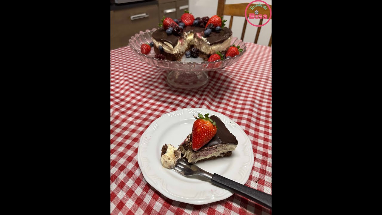 Sobremesa para o Ano Novo tipo cheesecake sem forno e sem ovos pronta em minutos