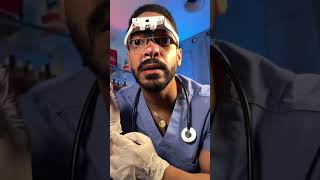 ASMR Español Examen De La Vista #shorts Pero El Doctor Esta Ciego Roleplay Medico Sigue La Luz