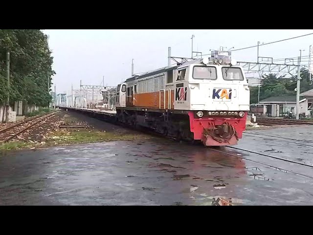 Brawijaya New Image!Hunting Tersibuk Ka Jarak Jauh,Krl Commuterline u0026 Ka Barang Nambo Stasiun BKS P1 class=