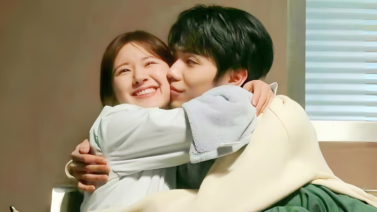 Lusi and Tianzhen are secretly in love and are almost caught by their grandfather!