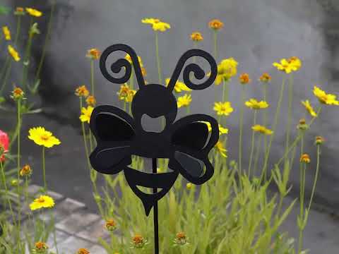 Бджоли з металу. Декор для саду, подвір'я або клумби., видео 1