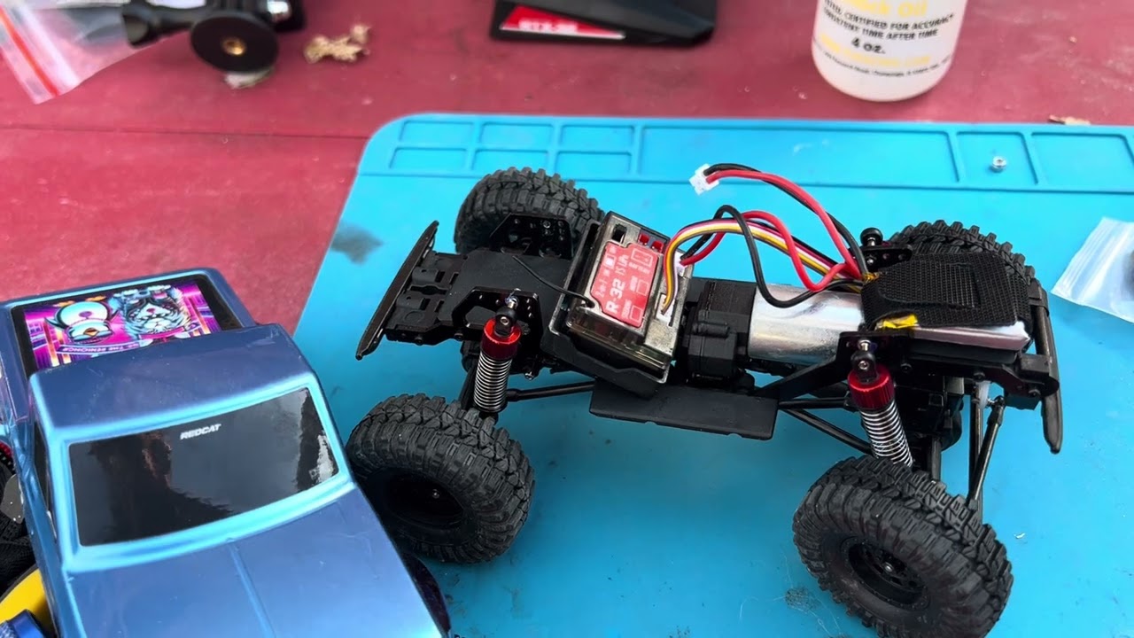 Redcat Ascent 1/32 RC Crawler shock nut size.