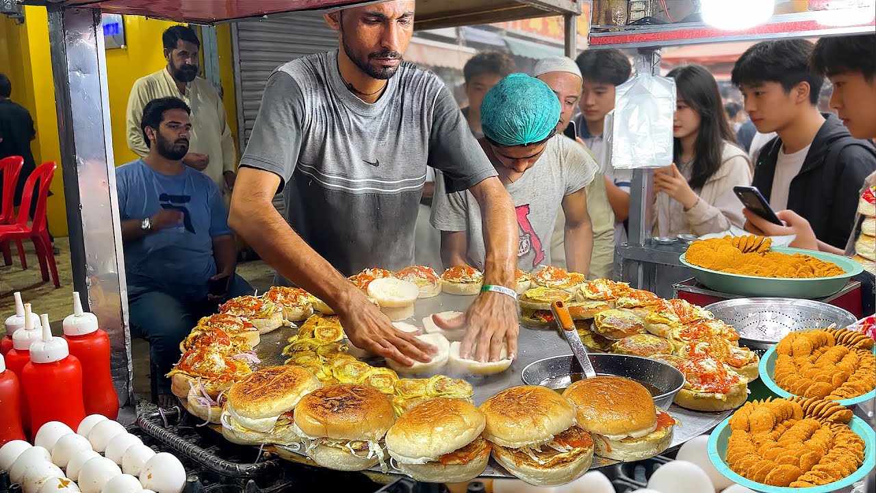 Karachi Street Food Egg Shami Burger | Fastest Anda Burger Making | Super Skills EGG Burger