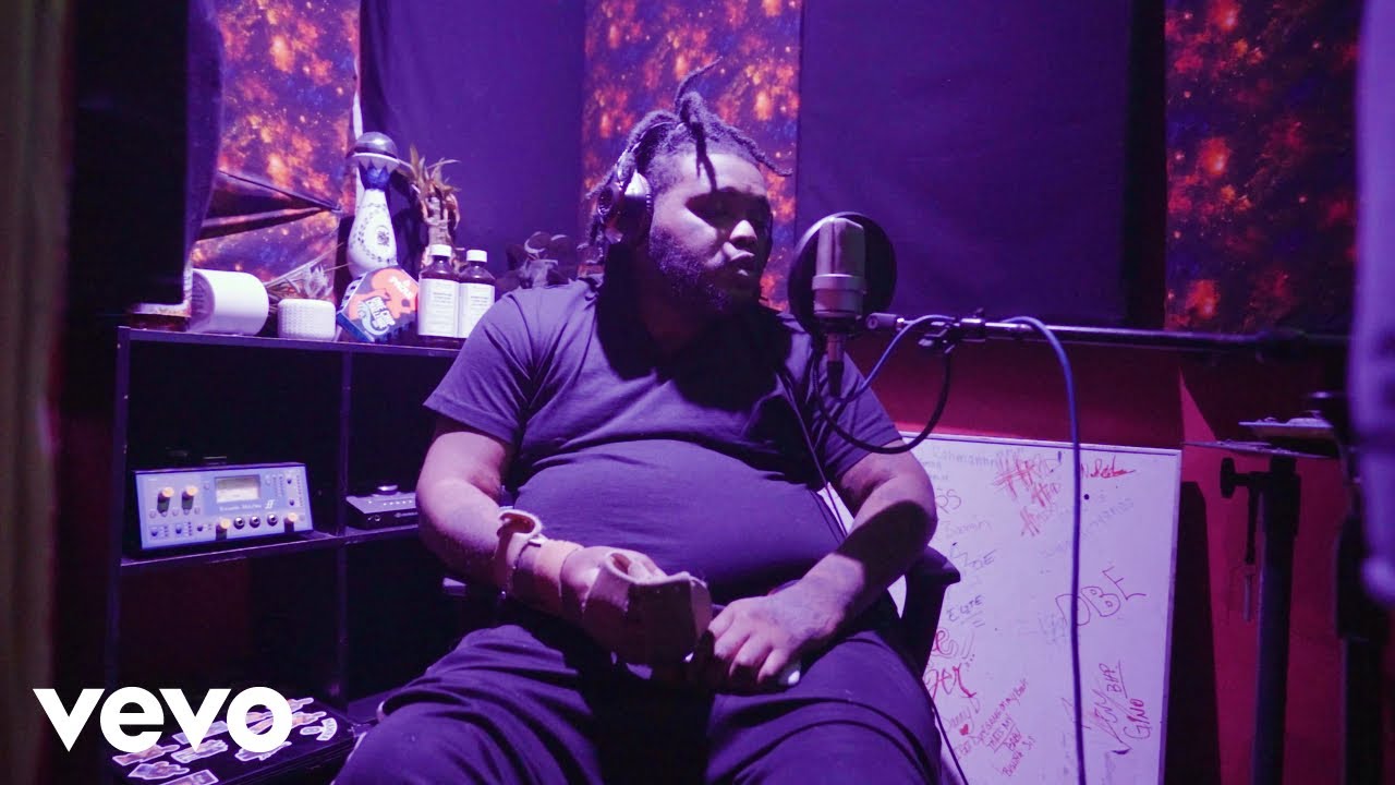 Awm Quaze - Workin Still (Official Music Video) - YouTube