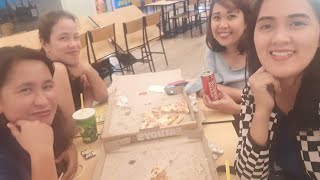 #foodtrip Fatboys Pizza Buy 1 take 1 at Php 350.00