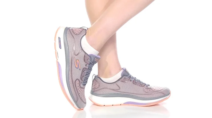 SKECHERS Performance Go Walk Workout Walker - Alec...