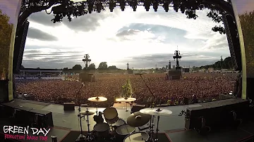 Green Day Crowd Singing Bohemian Rhapsody [Live in Hyde Park 2017]