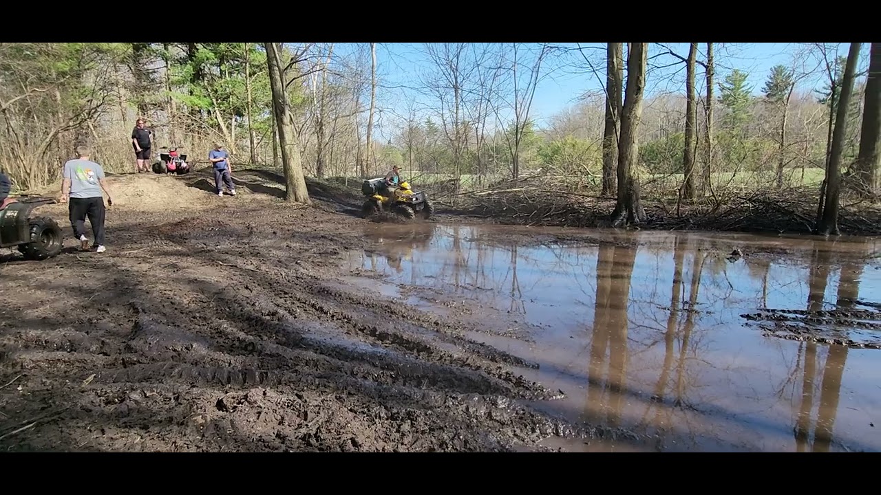 Puddle races! - YouTube