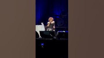 Thumbnail of Você Me Vira a Cabeça | Alcione em Porto Alegre, no Auditório Araújo Viana, em 11/11/2022.