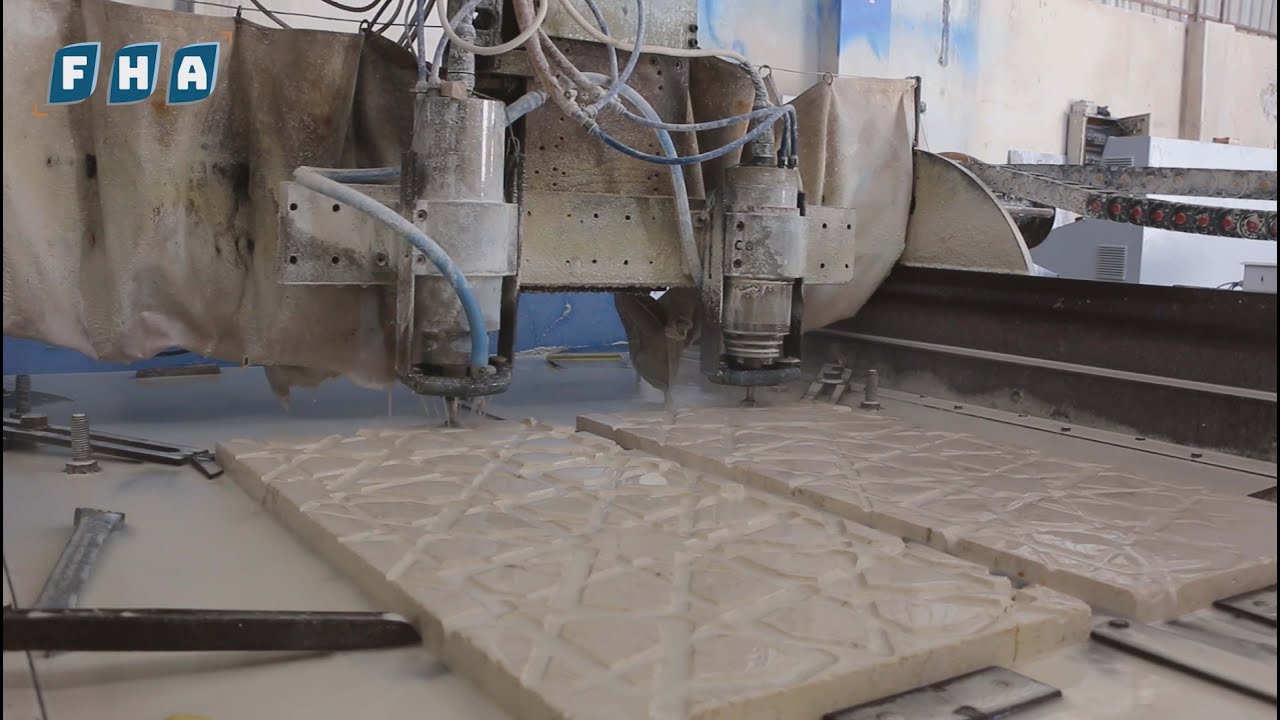 ريف حلب الشمالي.. طريقة الحفر والنقش على الحجر الحلبي بآلات محلية الصنع بدلاً من الحفر اليدوي