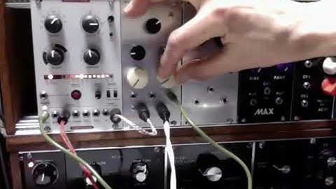 DIY Eurorack SSM 2044 VCF & Ginkosynthese 12bit sampler demo / ユーロラックロービットサンプラー