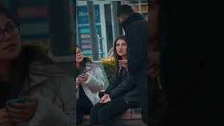 Evsiz Kızdan Faydalanmak Küçük Kızın Harika Tepkisi