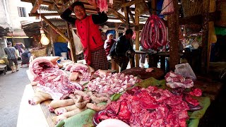 Meghalaya STREET FOOD Breakfast TOUR in Iewduh Market - Non Veg INDIAN Street Food | Shillong, India