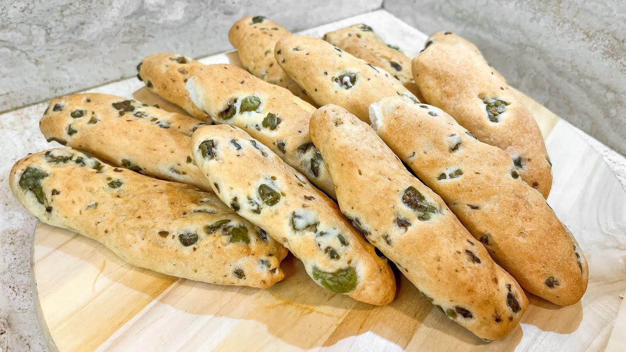 FILONCINI DI PANE ALLE OLIVE 😍 senza glutine e senza lattosio 😱 || Francy’s Bakery
