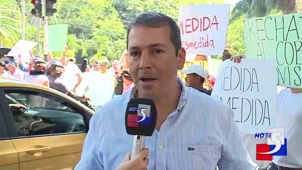 Protestas por parqueos regulados en el Peñón