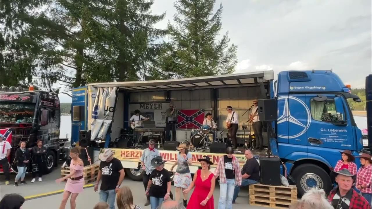 Passenger All my Ex's live in Texas Country am Teich 2023 YouTube