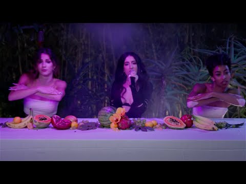 Naïka Don T Rush Vultures Live Performance