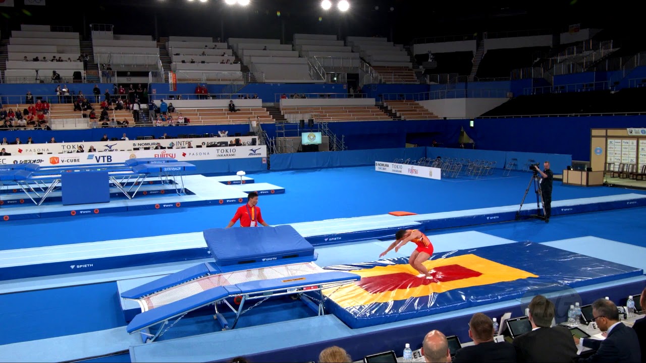 Youtube video: ZHANG Zhenqian (CHN) M - 2019 Trampoline Worlds, Tokyo (JPN) - Qualification Double Mini R2