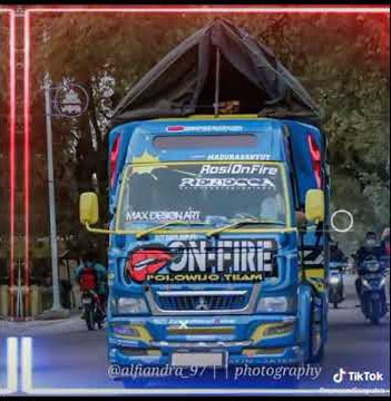 Story wa 20 detik Truck On fire