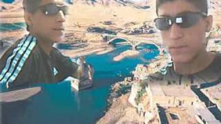 Tripkolik Uzak Bir Yerde Resimi