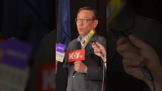 导演 #尔冬升 出席新戏开机仪式,依旧高大帅气。 #明星 #娱乐圈 #明星八卦
