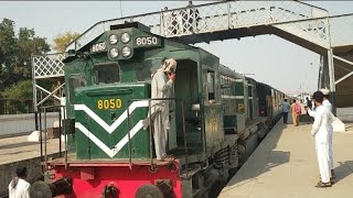 Hbu 20 8050 8078 Locomotive||Working with Mehar Express||Hitachi Locomotive