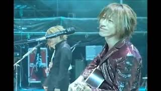 GLAY[ONE LOVE in 北京 LIVE & DOCUMENT] Amazon.co.jp: ONE LOVE in 北京 LIVE & DOCUMENT [DVD] : GLAY
