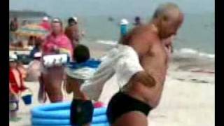 Bêbado Vestindo A Bermuda...