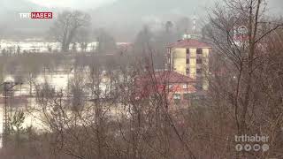 Bartın'da  baraj suları yükseldi, bazı evler su altında kaldı.