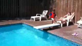 An afternoon by the pool