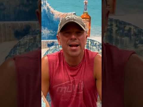 Video: Hur Kenny Chesney blev en Rom Runner med hjälp av tusenåriga