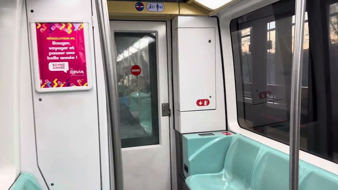 MÉTRO LILLE VAL 208 | VOYAGE VUE PORTE (L1) 🟡